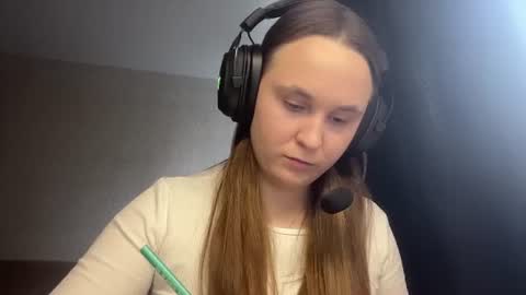 Elisabeth online show from July 6, 10:09 am