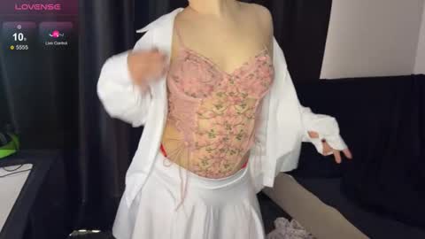 Cassie online show from March 18, 7:35 am