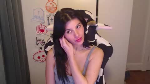 cassiealvarez online show from October 29, 5:12 am