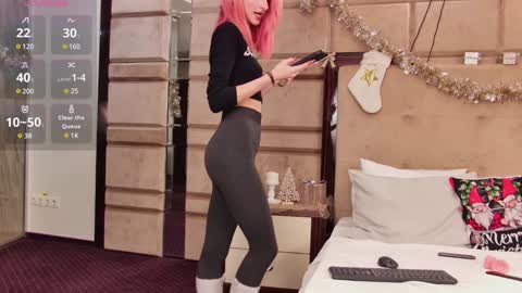 Cassie online show from December 20, 7:39 pm