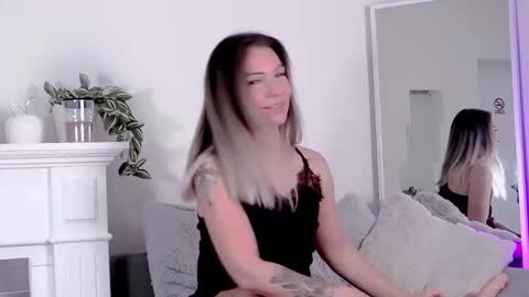 Cassi online show from November 4, 4:06 am