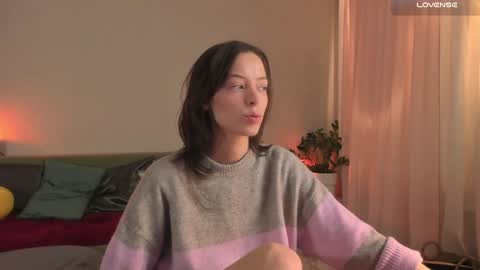  cassandra  online show from January 19, 6:53 pm