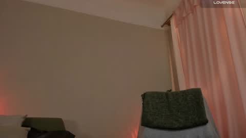  cassandra  online show from December 29, 7:28 am