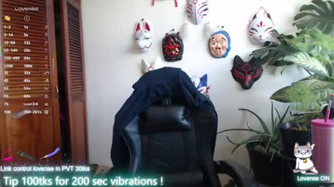 Snapshot of cat_salo chatting on March 9, 3:05 pm Maria kittie  PVT model online show from March 9, 3:05 pm