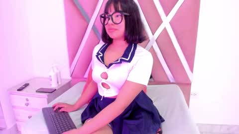 Snapshot of cataleya_bianchi chatting on September 19, 4:00 am Cataleya online show from September 19, 4:00 am