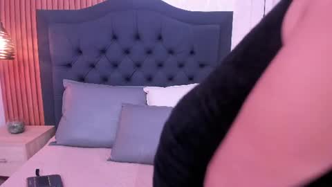 cataleya_marin_ online show from July 7, 4:04 am