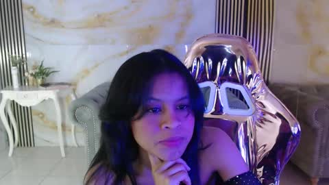 Catalina  online show from March 3, 3:01 am