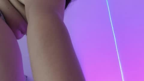 Snapshot of catalina_bustos chatting on October 7, 2:05 am Catalina bustos online show from October 7, 2:05 am