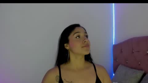 Snapshot of catalina_bustos chatting on September 29, 9:53 pm Catalina bustos online show from September 29, 9:53 pm