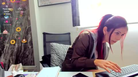 Snapshot of catt_evans1 chatting on February 2, 5:15 pm CATT EVANS online show from February 2, 5:15 pm