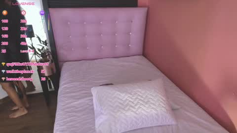 CATALEYA  online show from February 9, 8:13 pm