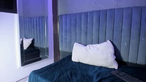 cattaleya_night online show from December 18, 1:54 am