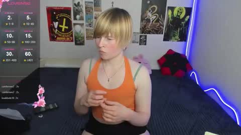 cattie_w_ online show from February 6, 7:01 am