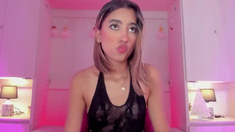 cayetanamiles online show from December 3, 4:26 am