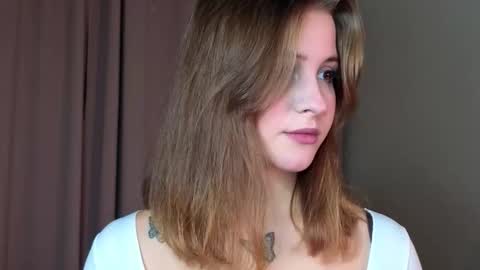 Lina  online show from February 13, 7:15 pm