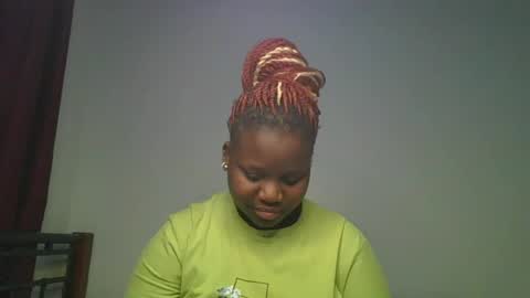 ceepretty25 online show from July 14, 10:21 am