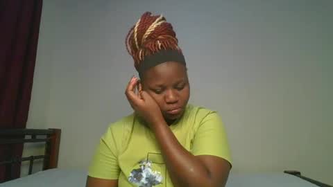 ceepretty25 online show from July 7, 12:46 am