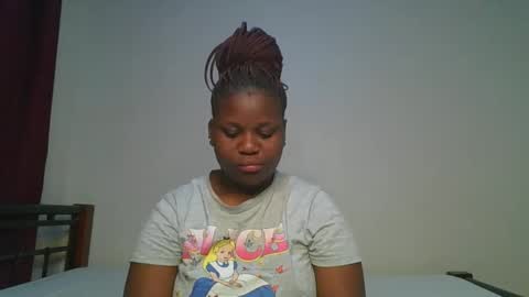 ceepretty25 online show from June 11, 12:32 am
