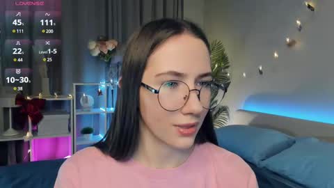 Snapshot of cel1ne_secret chatting on March 12, 7:47 pm Josie Manesi online show from March 12, 7:47 pm