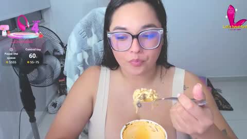 Snapshot of celesstebruce chatting on September 25, 12:32 am meli online show from September 25, 12:32 am