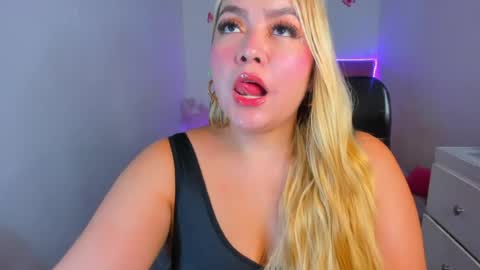 Celeste Sweet online show from July 15, 12:26 am