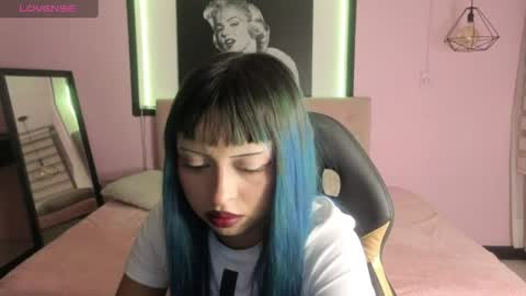 celeste_fioree online show from June 19, 1:36 pm