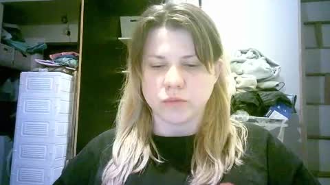 celeste_naughty_ online show from April 30, 10:31 am