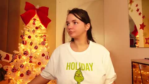 CelesteBailey online show from December 16, 8:20 am