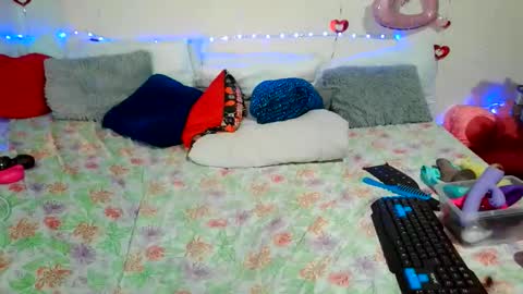 celestehot222 online show from June 6, 1:01 am