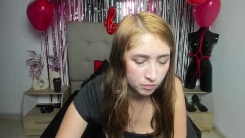 Snapshot of celesthejones chatting on February 11, 5:05 am CelestheJones online show from February 11, 5:05 am