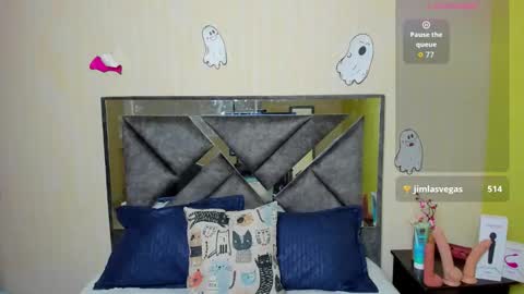 CelestheJones online show from October 29, 9:28 pm