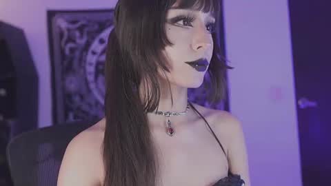   online show from August 8, 2:30 am