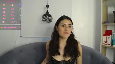       online show from June 6, 9:32 pm