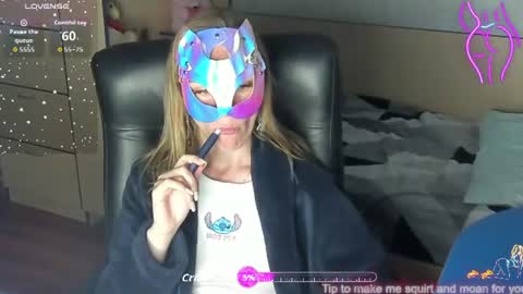 celinereyys online show from July 26, 8:05 pm