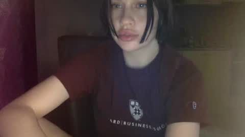Eva online show from May 12, 10:27 pm