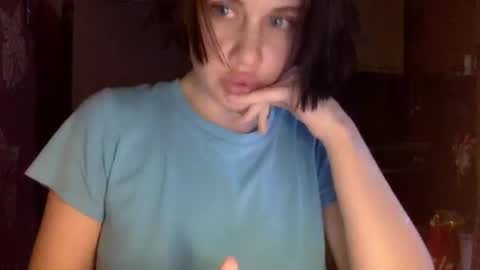 Eva online show from April 26, 8:39 pm