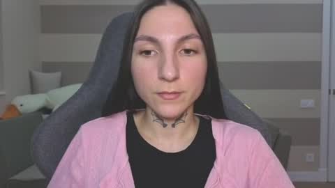 Kate online show from March 6, 1:39 pm