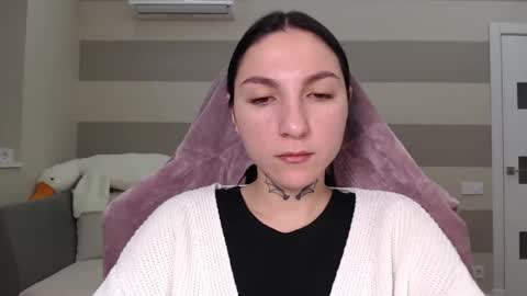 Kate online show from February 20, 7:01 am