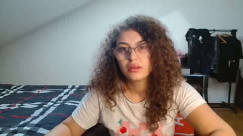 Stephanieblisss online show from January 20, 11:13 am