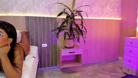 chanell_williams online show from June 9, 12:48 pm