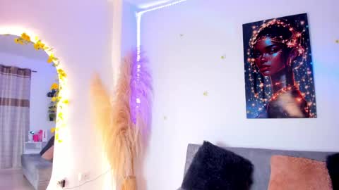 Snapshot of chantall_smith chatting on September 12, 2:02 pm   online show from September 12, 2:02 pm