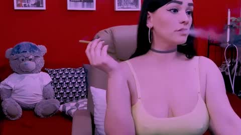 The Queen online show from May 11, 12:13 am