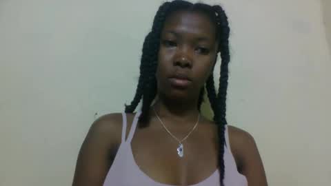 Snapshot of chariola0101 chatting on October 21, 11:14 am chariola0101 online show from October 21, 11:14 am