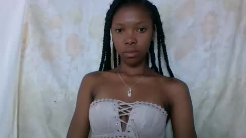 Snapshot of chariola0101 chatting on January 24, 10:53 am chariola0101 online show from January 24, 10:53 am