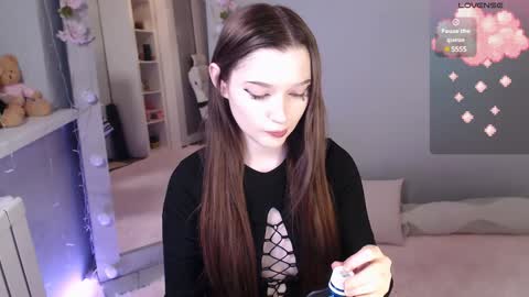 Snapshot of charityryah chatting on December 27, 1:28 pm Hi guys Welcome to my room online show from December 27, 1:28 pm