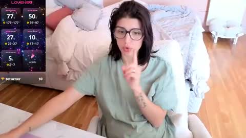 Charlie online show from August 8, 6:43 am