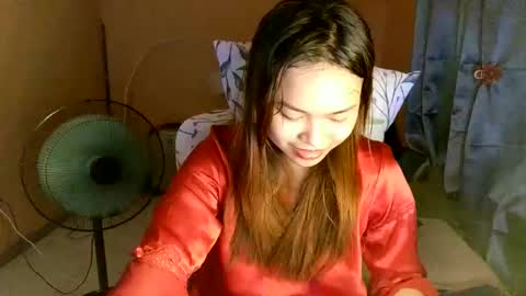 Sweetieeche online show from December 22, 8:01 pm