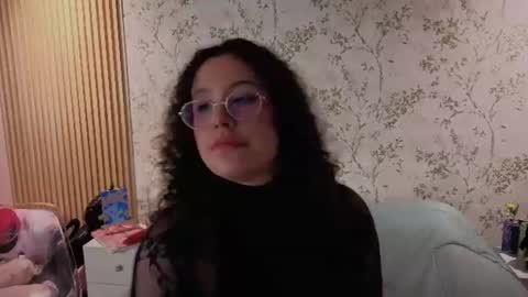 You honey online show from July 28, 6:20 pm