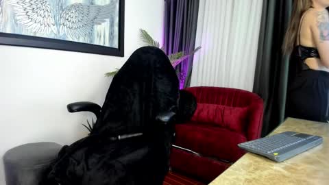 Snapshot of charlote_horny chatting on September 24, 11:42 am Charlote online show from September 24, 11:42 am