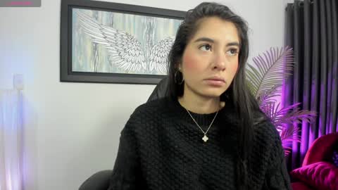 Snapshot of charlote_horny chatting on January 30, 11:44 am Charlote online show from January 30, 11:44 am